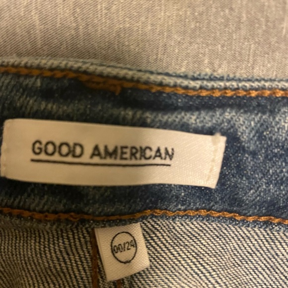 Good American Shorts - Picture 2 of 3